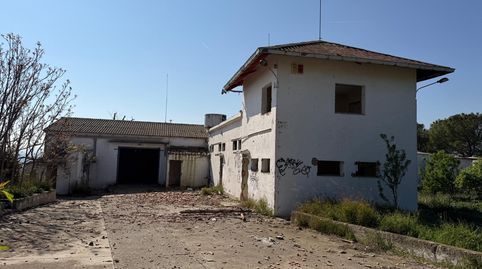 Gran finca rústica con zona industrial en La Caparrella (Lleida)