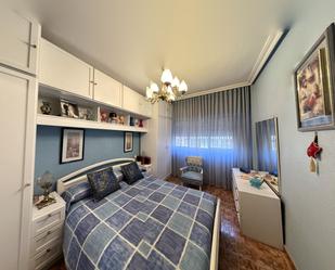 Bedroom of Flat for sale in  Madrid Capital  with Air Conditioner, Heating and Balcony