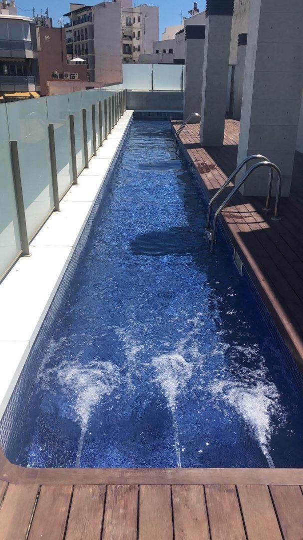 Piscina de Pis en venda en Alicante / Alacant amb Aire condicionat, Parquet i Moblat