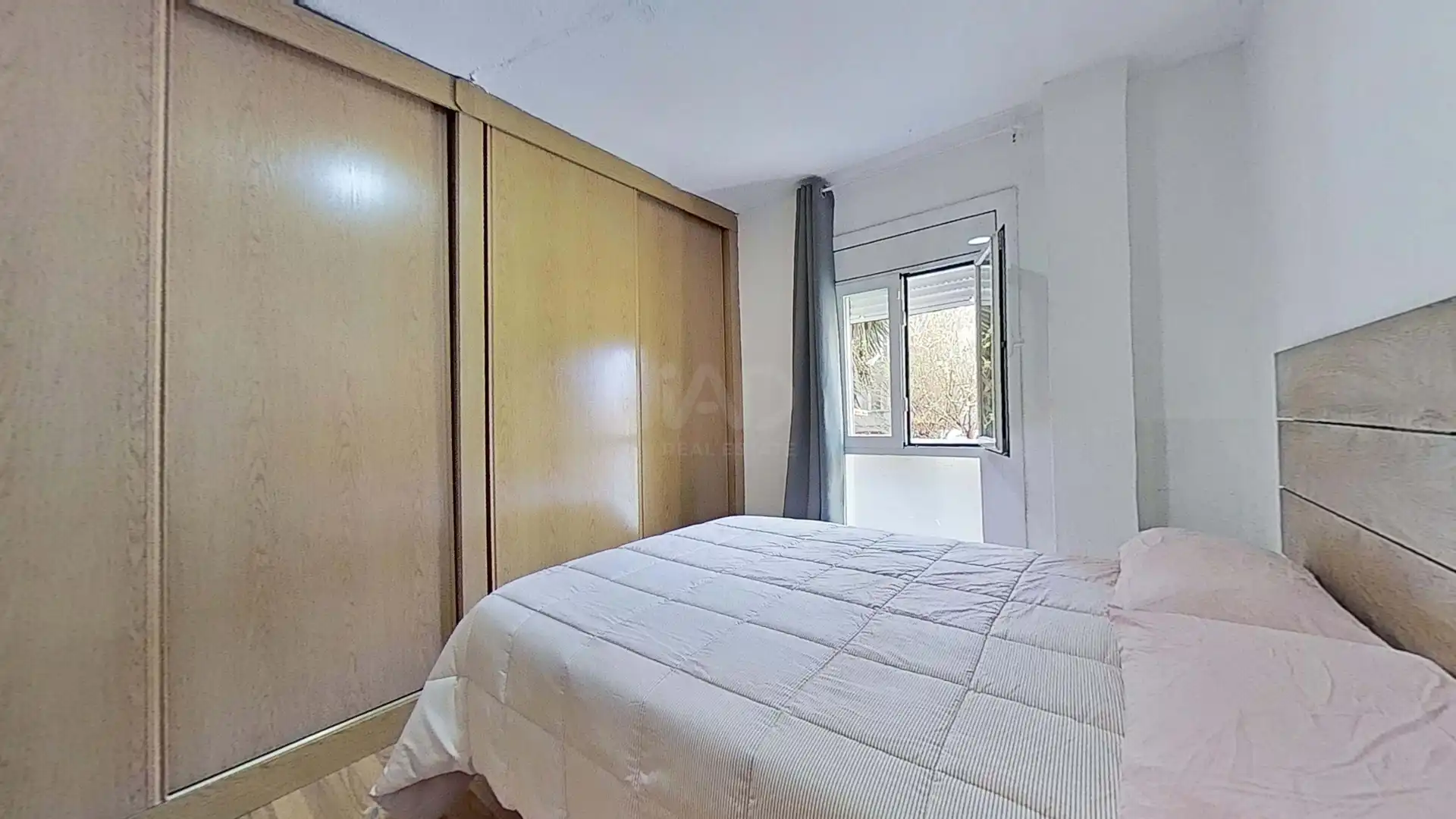Bedroom of Flat for sale in Reus  with Air Conditioner and Heating