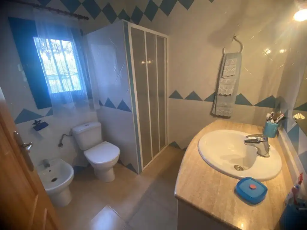 Bany de Casa o xalet en venda en La Pobla de Tornesa amb Jardí privat, Terrassa i Traster