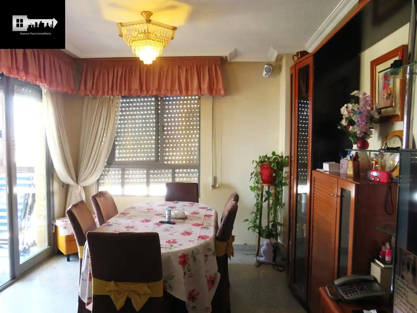 Comedor de Piso en venta en Alicante / Alacant con Aire acondicionado, Calefacción y Jardín privado