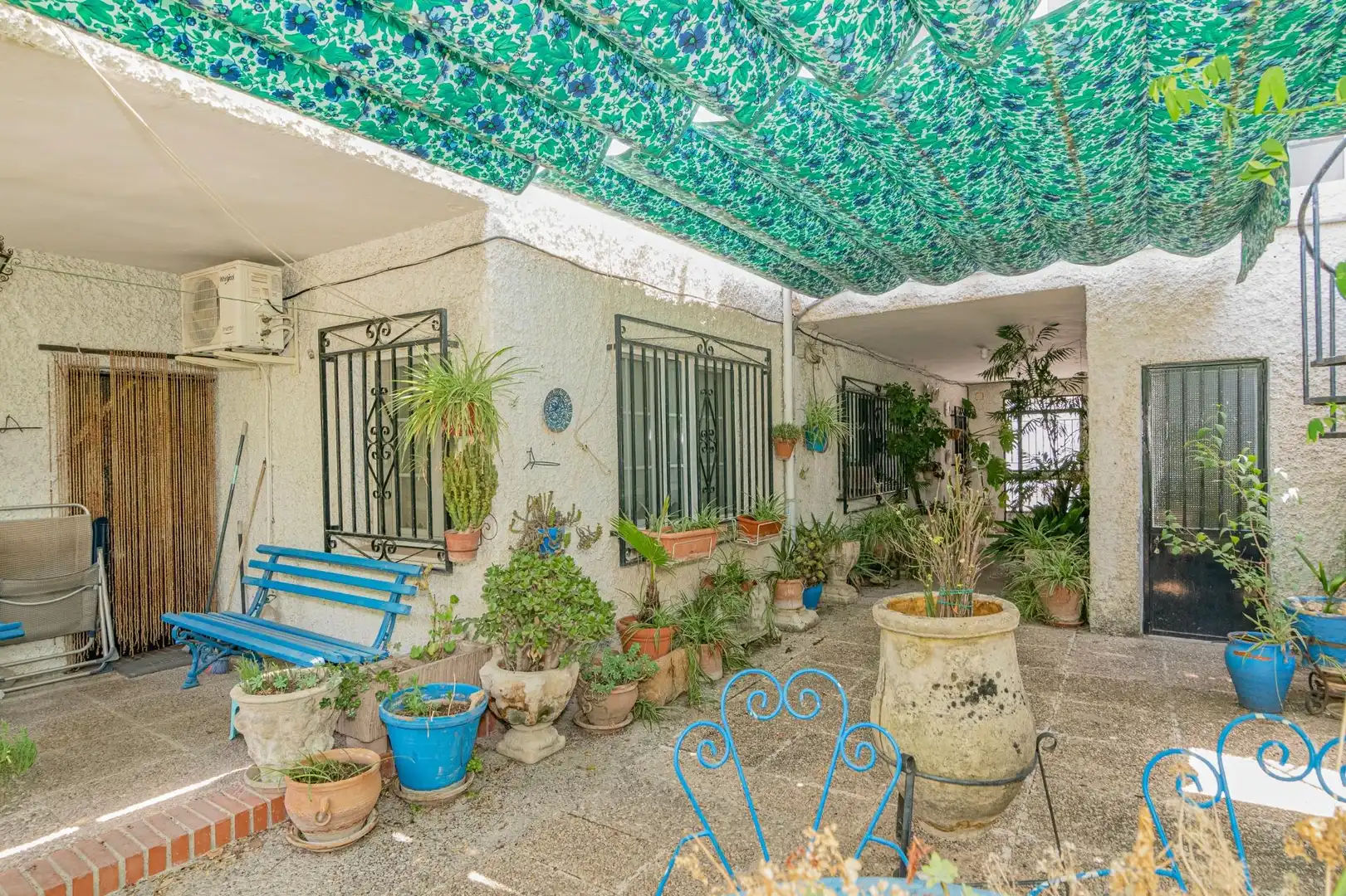 Terraza de Casa o chalet en venta en Granada con Aire acondicionado, Calefacción y Jardín privado