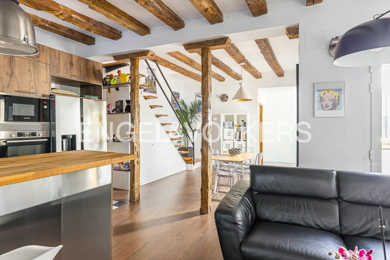 Exterior view of Flat for sale in Madrid  with Air Conditioner, Heating and Terrace