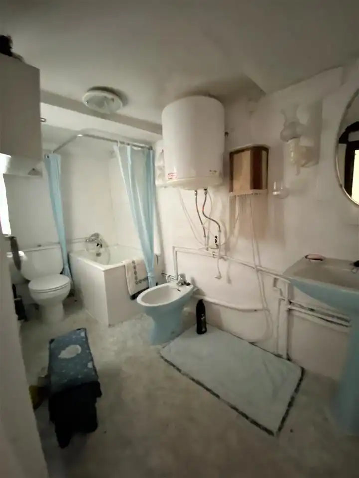 Bany de Casa o xalet en venda en León Capital 