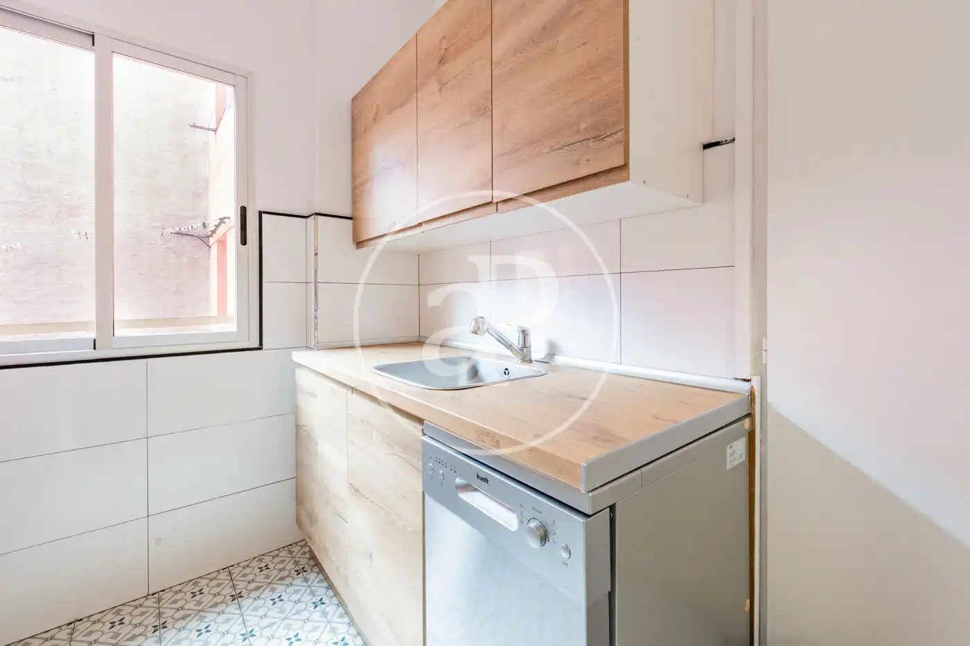 Kitchen of Flat for sale in Madrid  with Heating, Terrace and Storage room