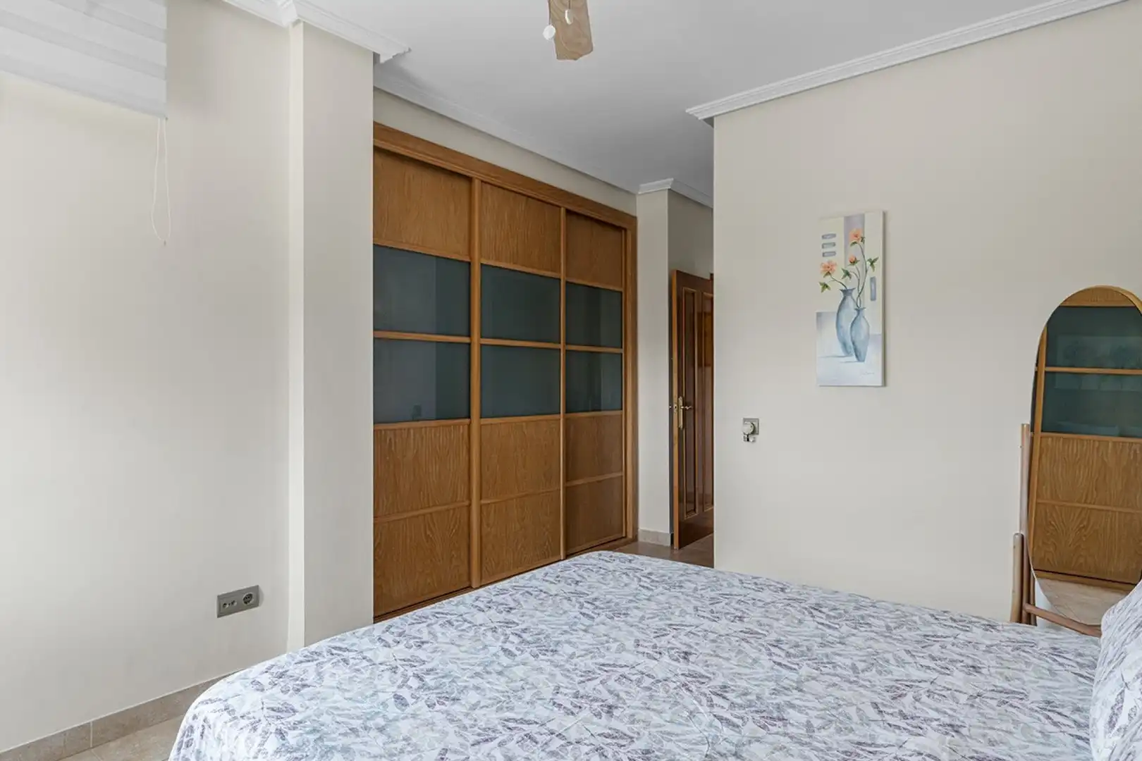 Habitación de Casa o chalet en venta en Alicante / Alacant con Aire acondicionado, Jardín privado y Terraza