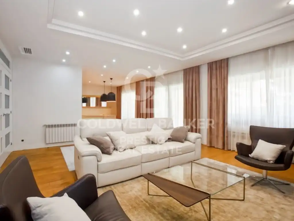 House with pool for sale in Calle Cunit, imagen 3