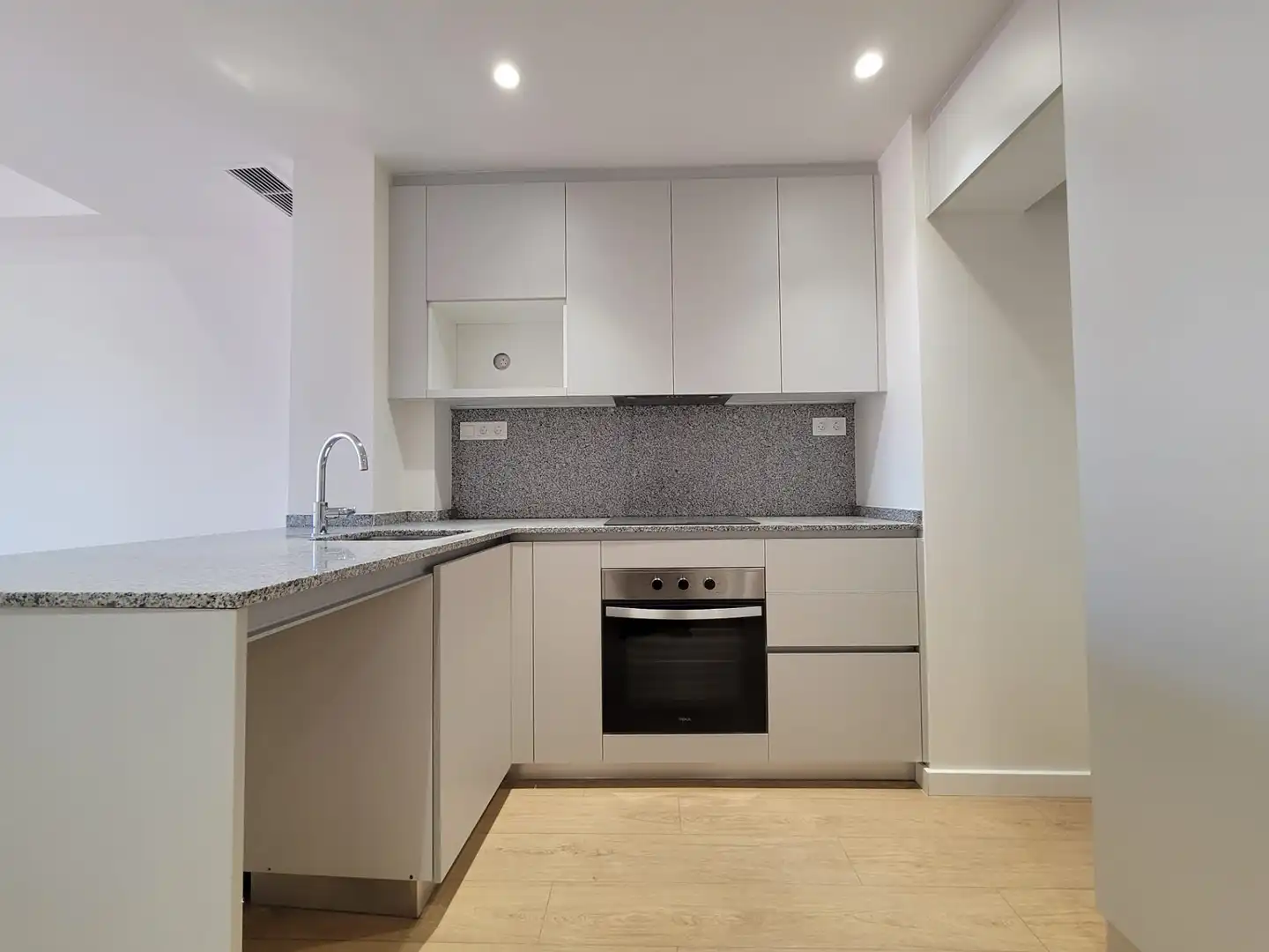 Flat for rent in Carrer Víctor Balaguer, Valldaura - Carretera de Cardona