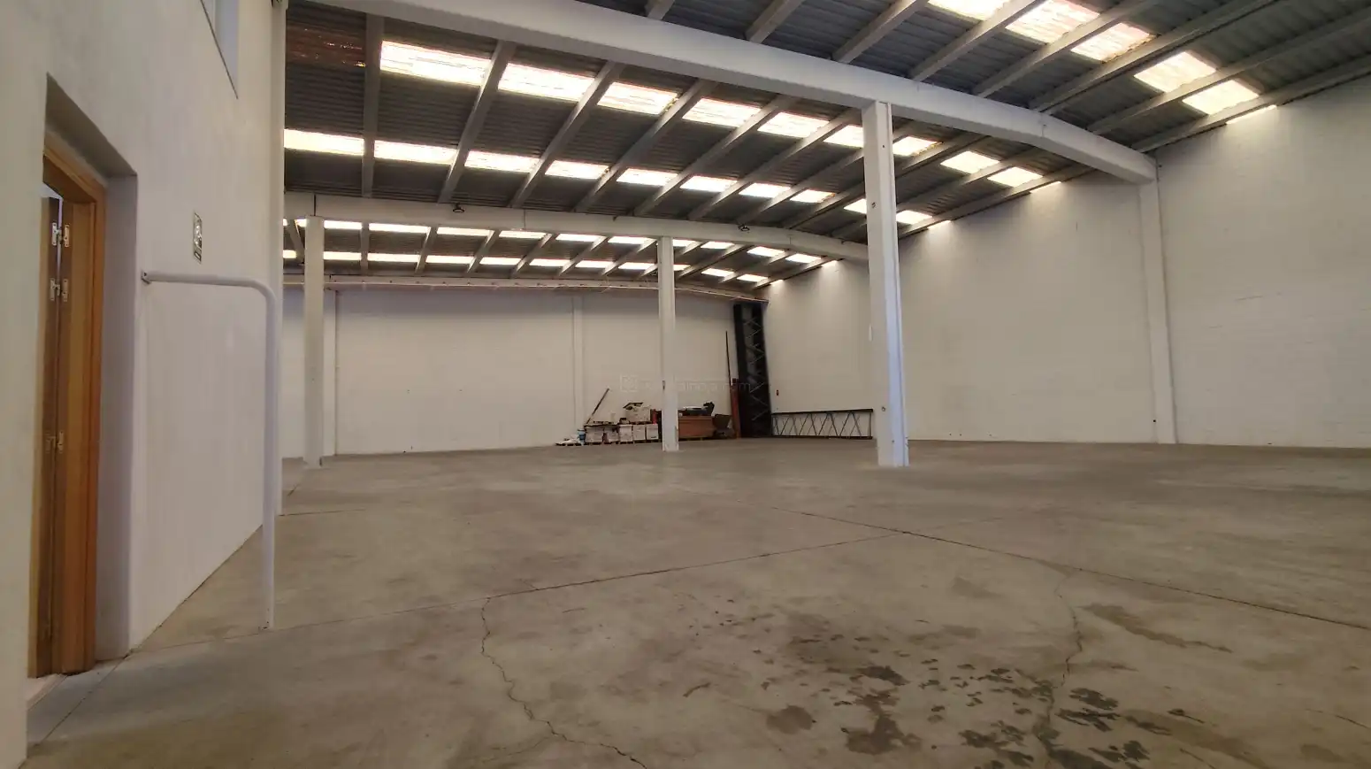Nave industrial de alquiler en Arrúbal - Calle Río Alhama, Arrúbal