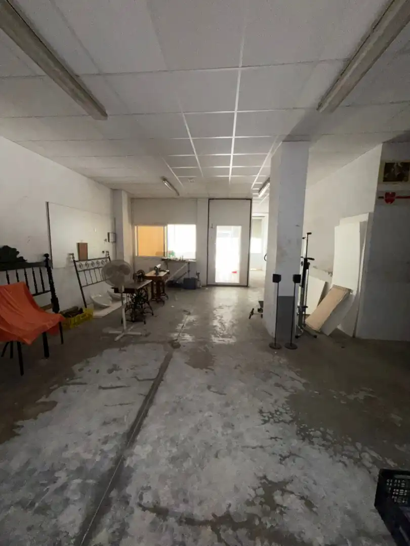 Local comercial en venda a Casc Antic - Nou Cambrils, imagen 4