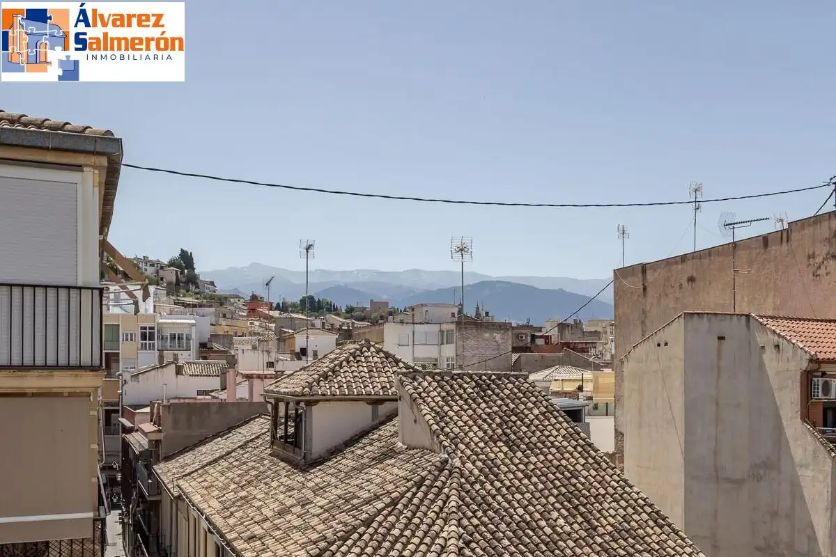 Vista exterior de Ático en venta en Granada con Terraza