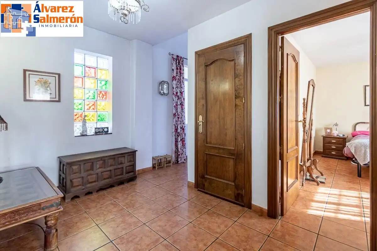 Detached house with pool for sale in Calle del Arache, imagen 31