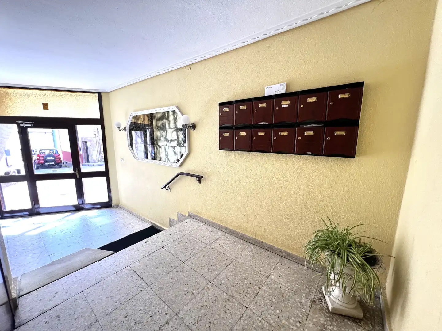 Piso en venta en Cabezón de la Sal con Calefacción, Parquet y Amueblado