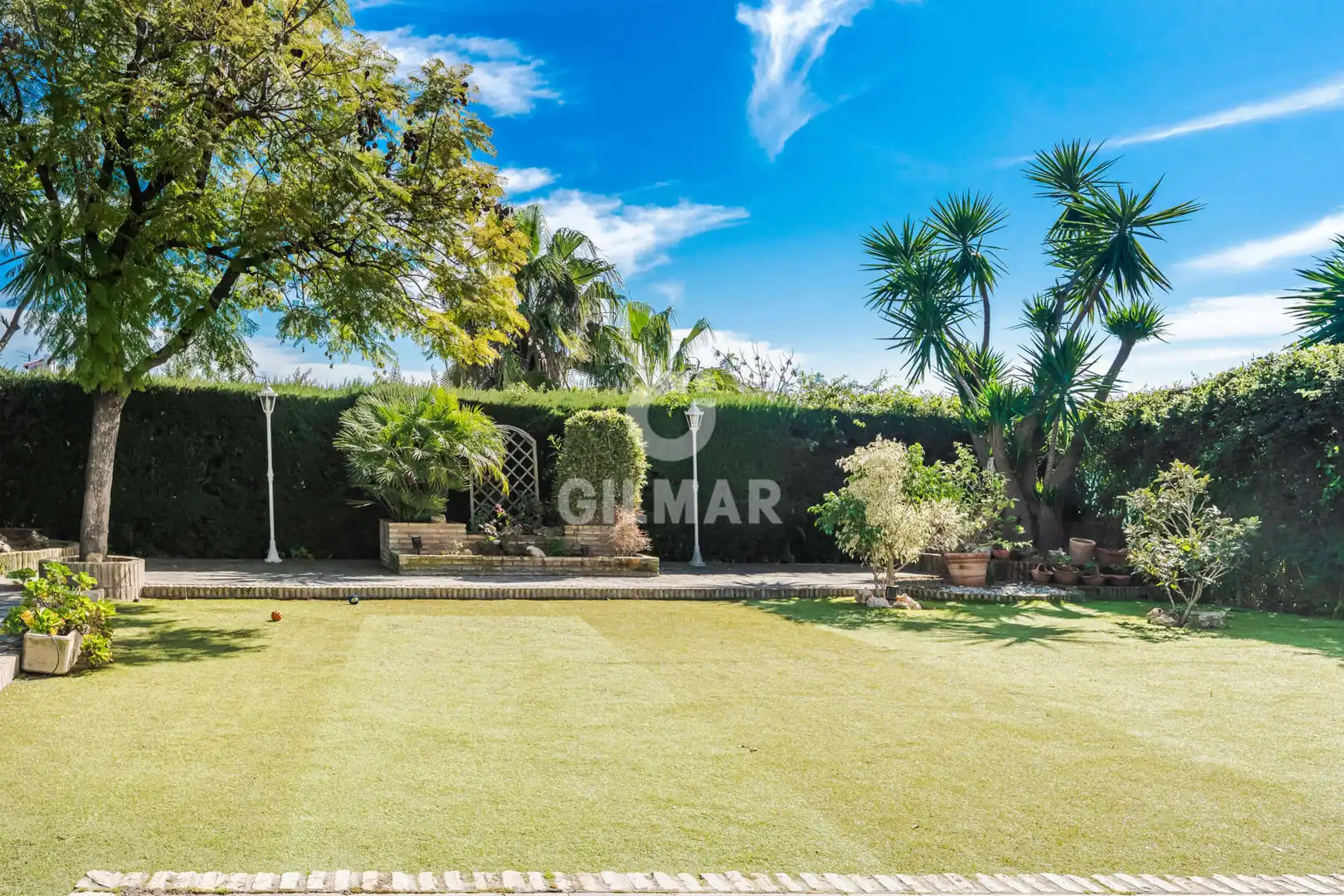 Jardí de Casa adosada en venda en Gelves amb Calefacció, Jardí privat i Piscina