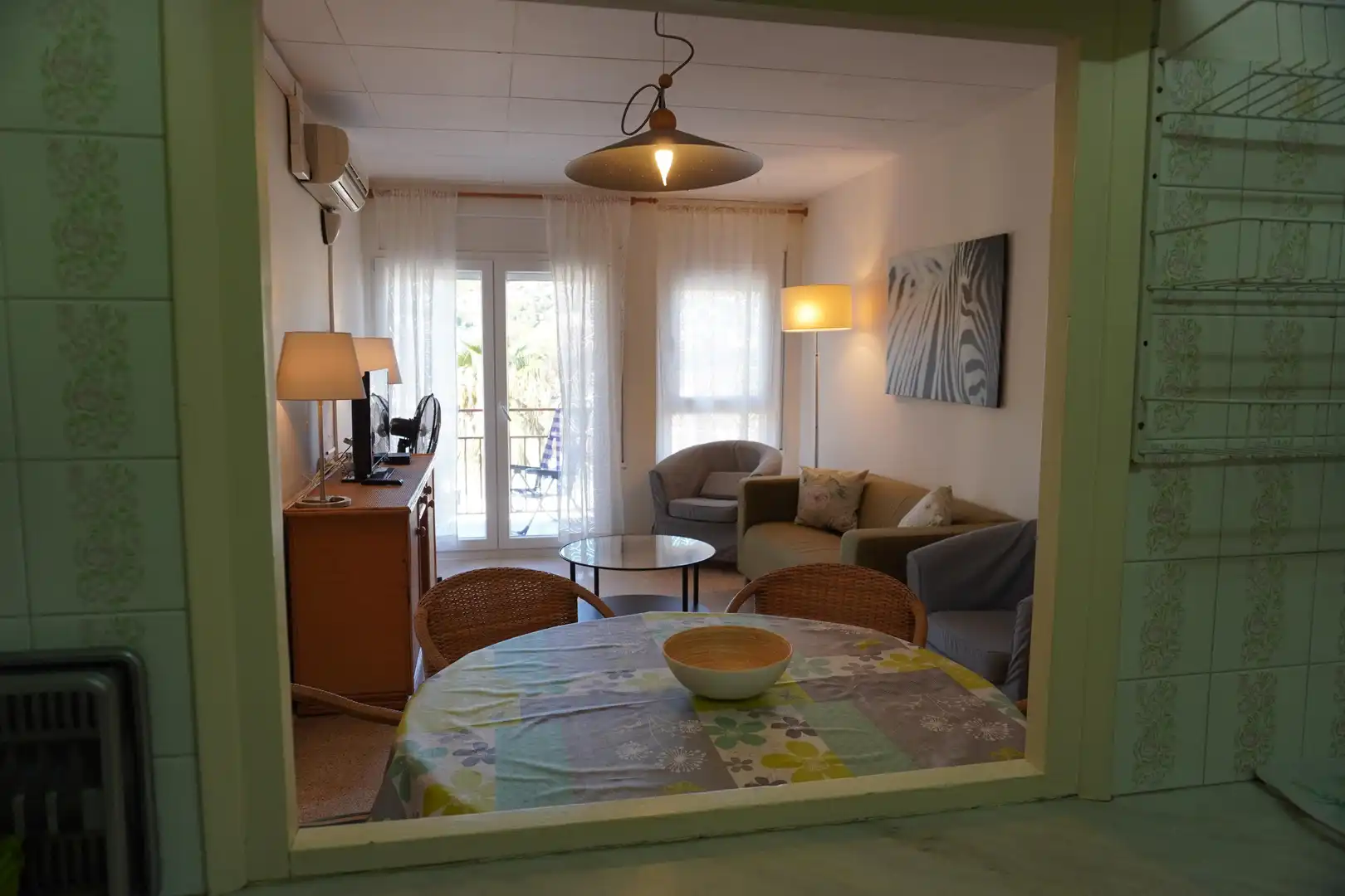 Sala de estar de Piso en venta en L'Estartit con Aire acondicionado y Balcón