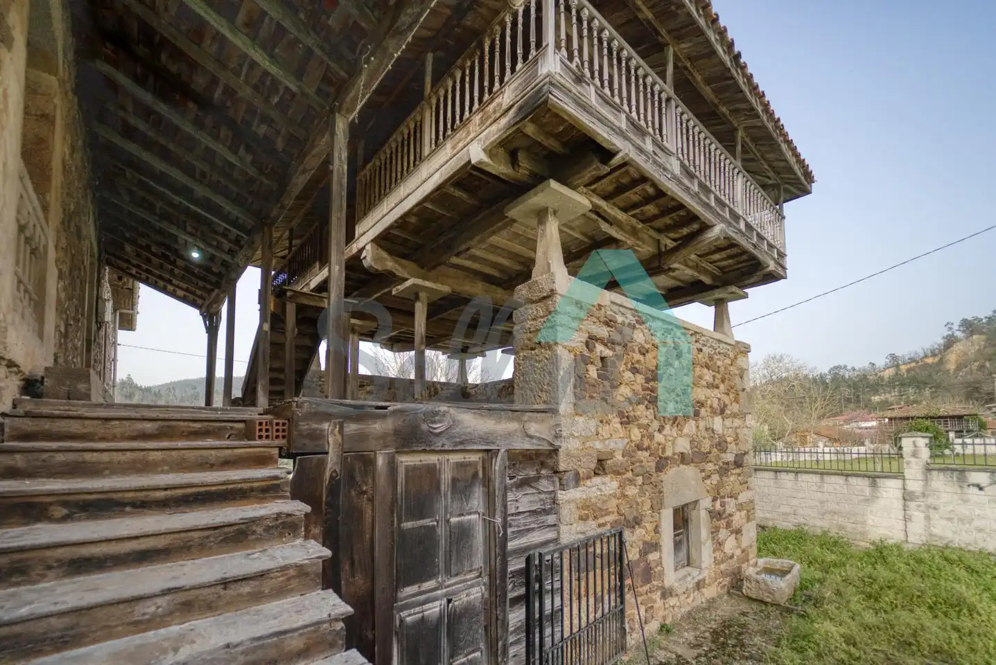 Casa o xalet en venda a Llamas, Salas