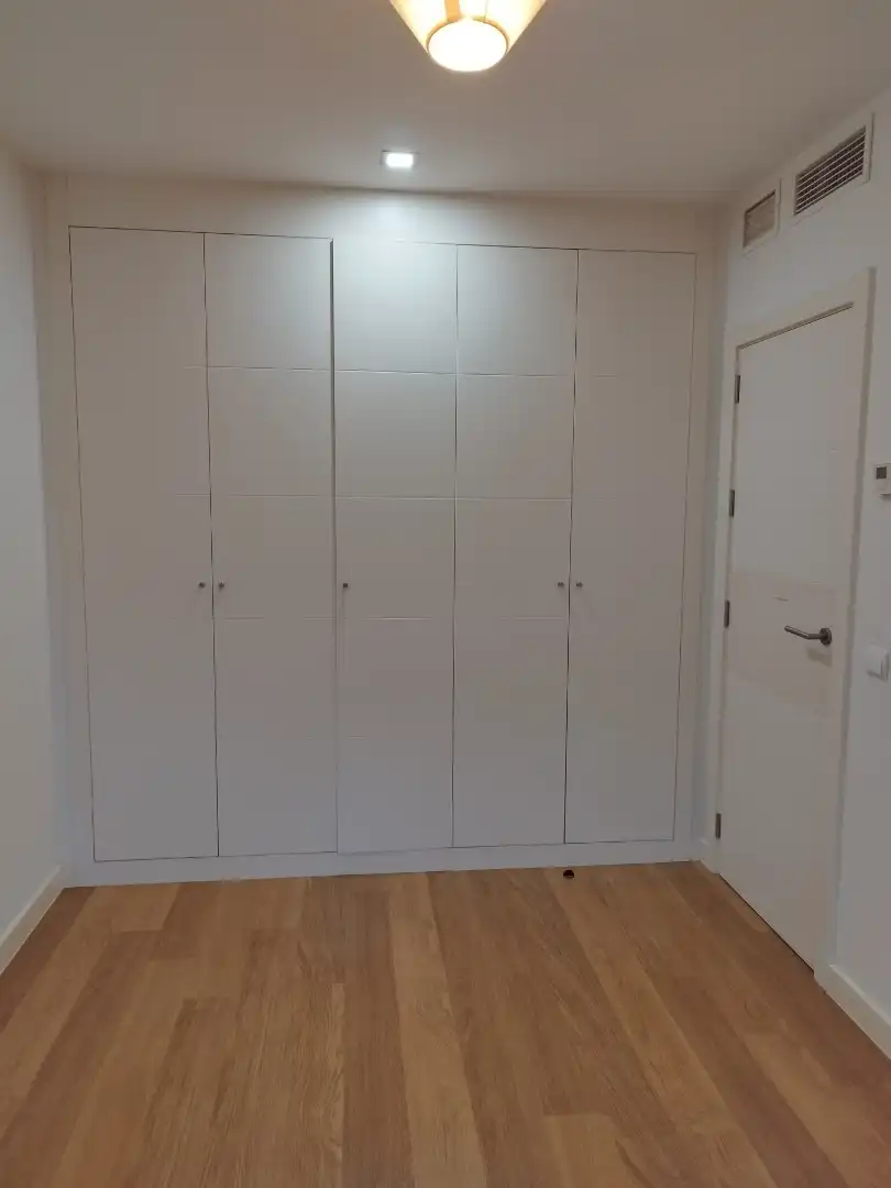 Dormitori de Casa o xalet de lloguer en Madrid amb Aire condicionat, Calefacció i Jardí privat