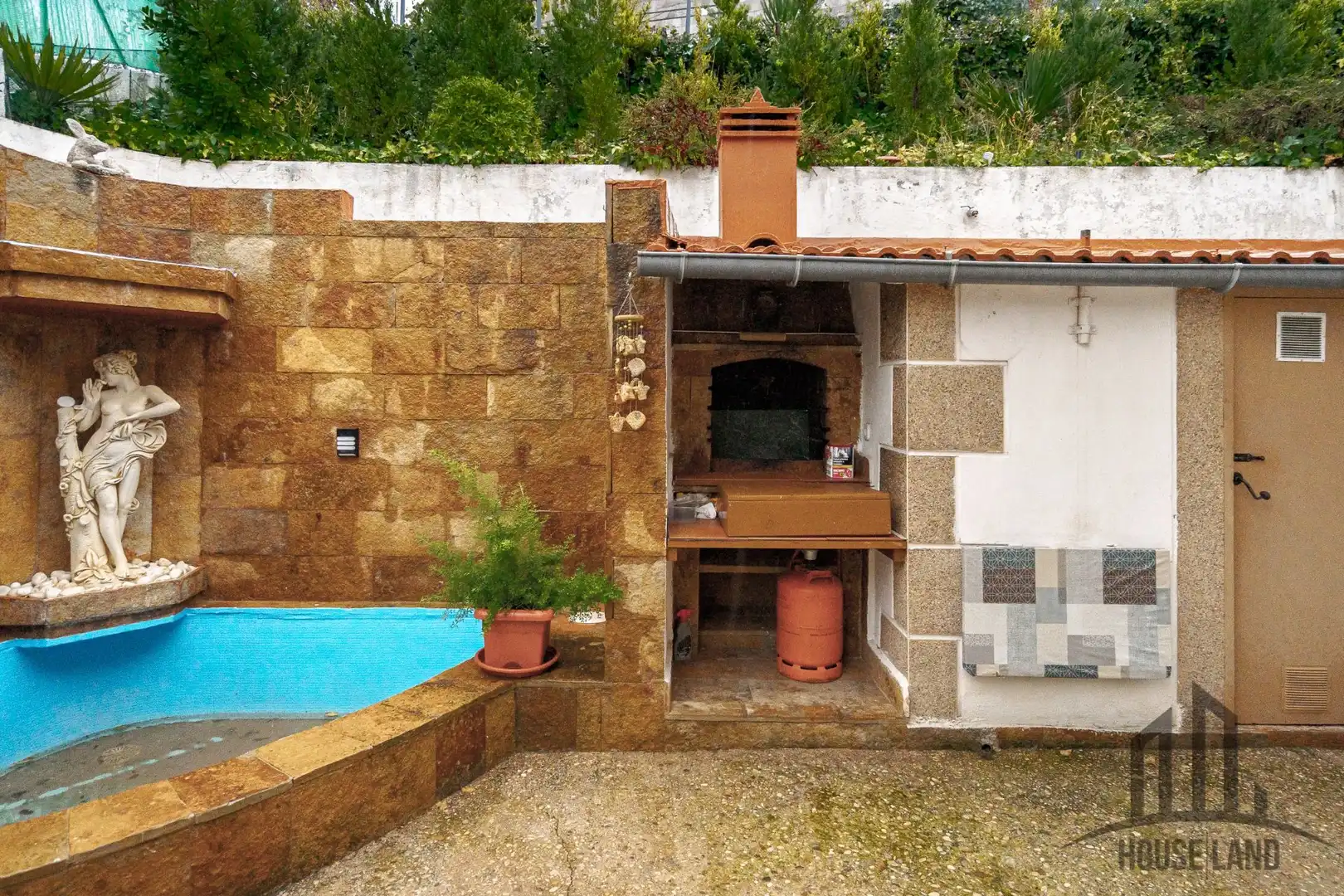 Swimming pool of Houses for sale in Fuentenovilla  with Air Conditioner, Heating and Private garden