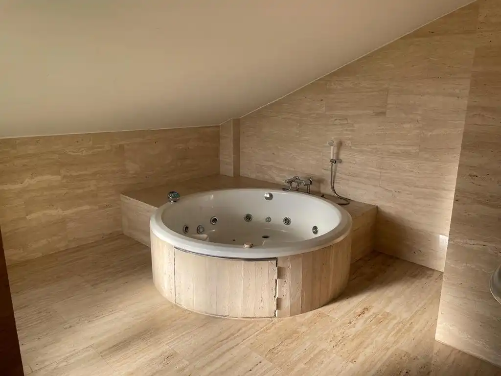 Baño de Ático de alquiler en Murcia con Aire acondicionado, Calefacción y Terraza