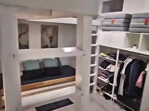 Piso en venta en Carrer de Galícia 9, imagen 2
