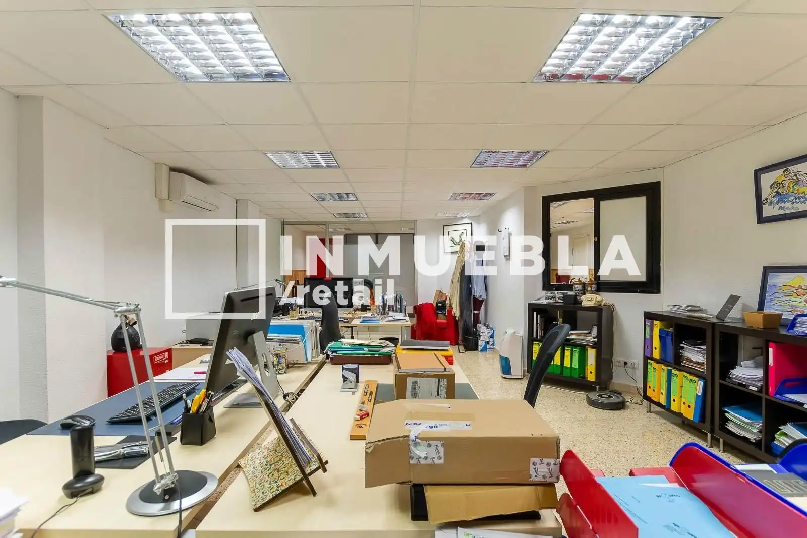 Local en venta en Barcelona con Aire acondicionado, Terraza y Alarma