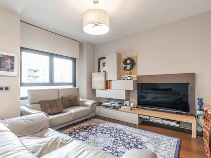 Living room of Flat for sale in  Madrid Capital  with Air Conditioner, Heating and Terrace
