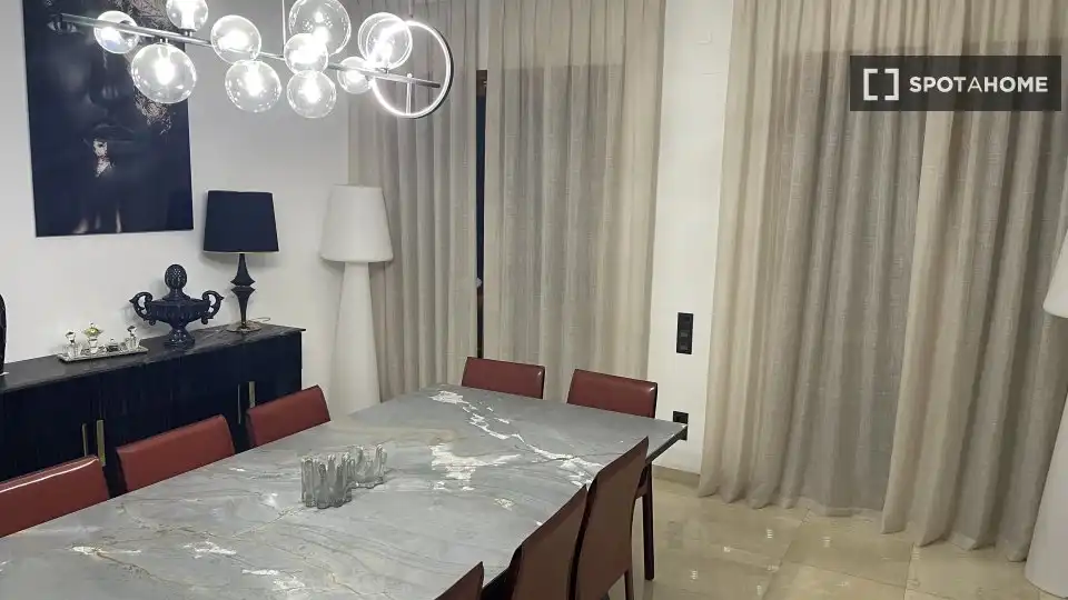 Comedor de Apartamento para compartir en Alicante / Alacant con Aire acondicionado y Terraza
