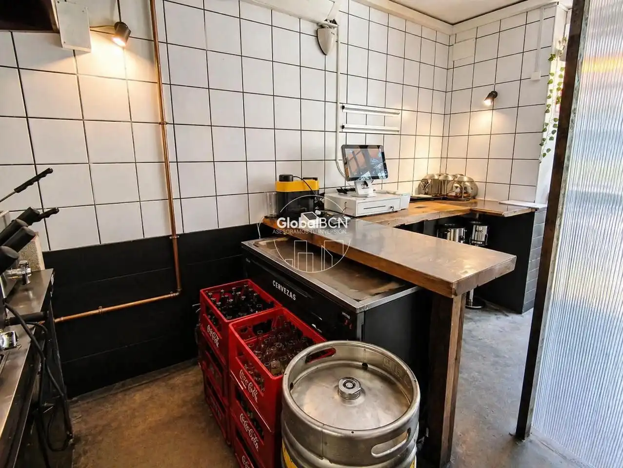 Commercial properties for transfer in Del Taulat, El Poblenou