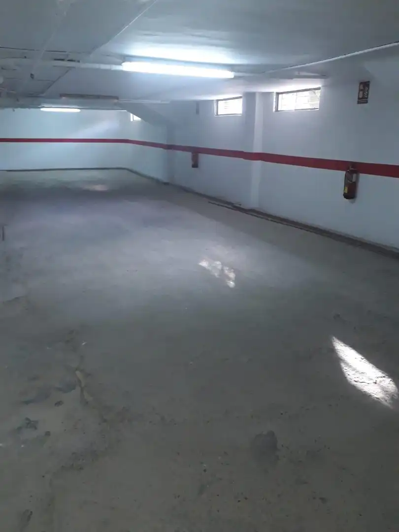 Aparcament en venda a Este - Alcosa- Torreblanca, imagen 2