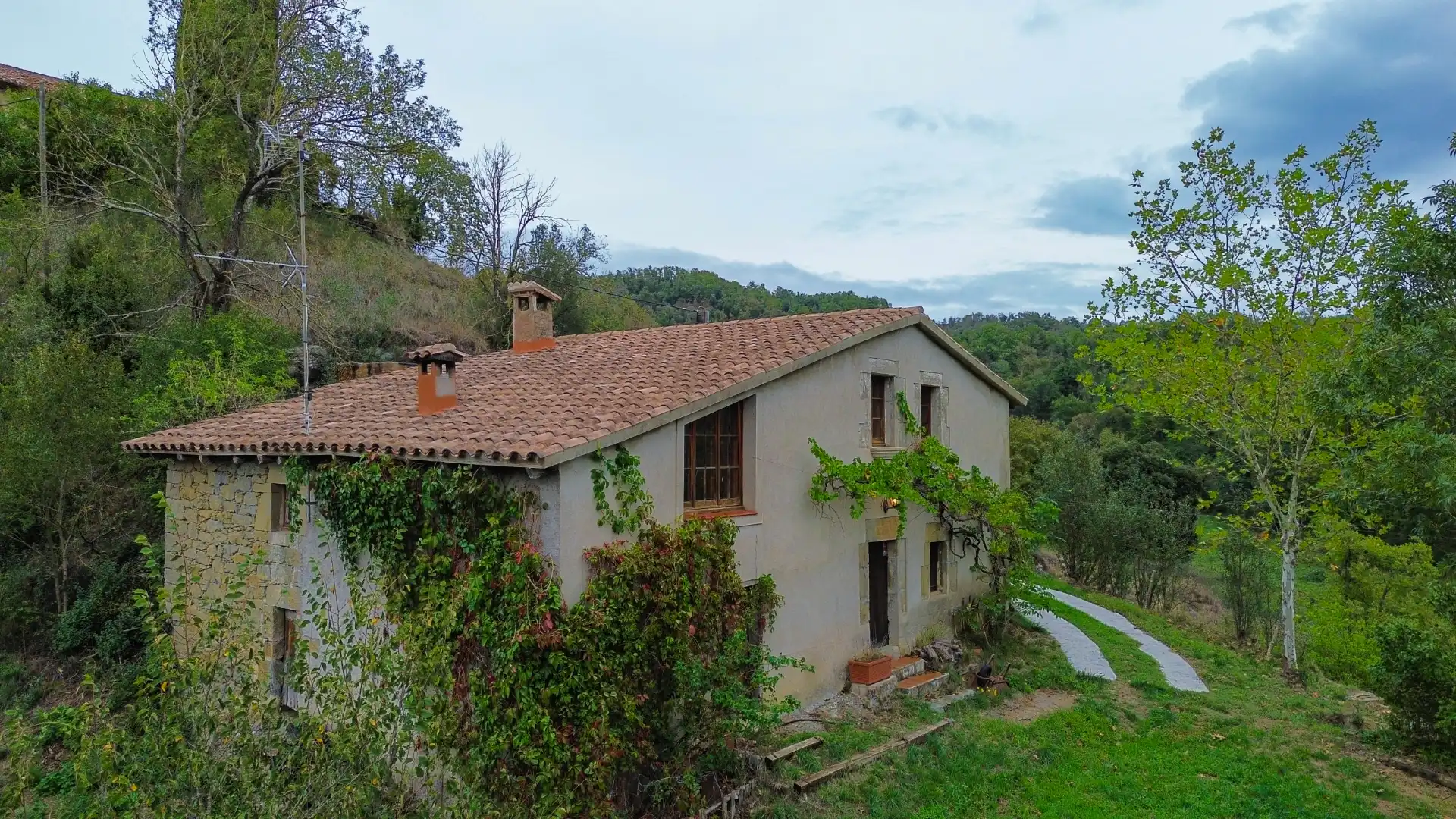 Casa rustica con giardino in vendita a Sant Pere de Torelló, imagen 2
