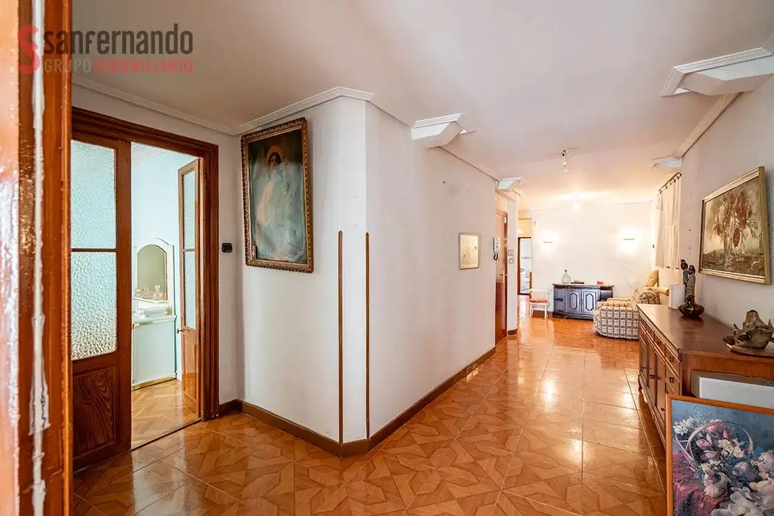 Piso en venta en Santander con Calefacción y Balcón