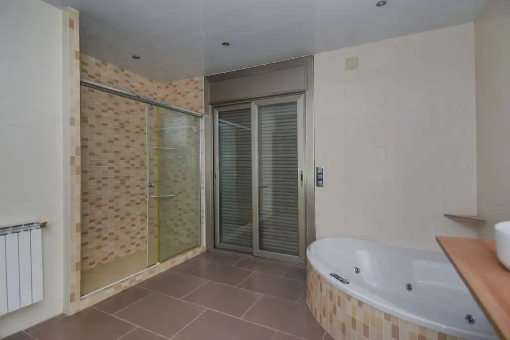 Bathroom of Houses for sale in Pineda de Mar  with Storage room and Swimming Pool