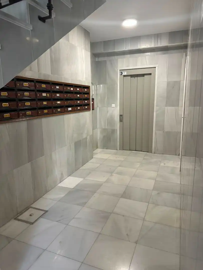 Piso con ascensor en venta en Calle Pérez Hervás 1, imagen 9