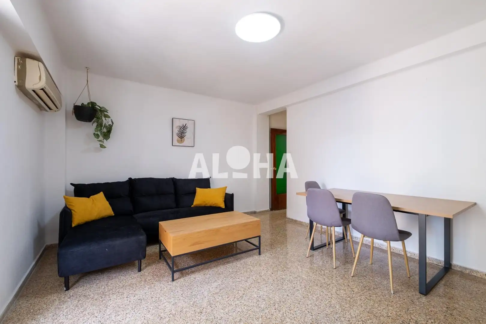 Living room of Apartments for rent in Moncada  with Air Conditioner, Furnished and Balcony