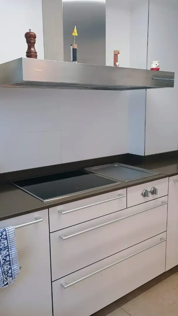 Cocina de Casa o chalet en venta en Laredo con Calefacción, Jardín privado y Terraza