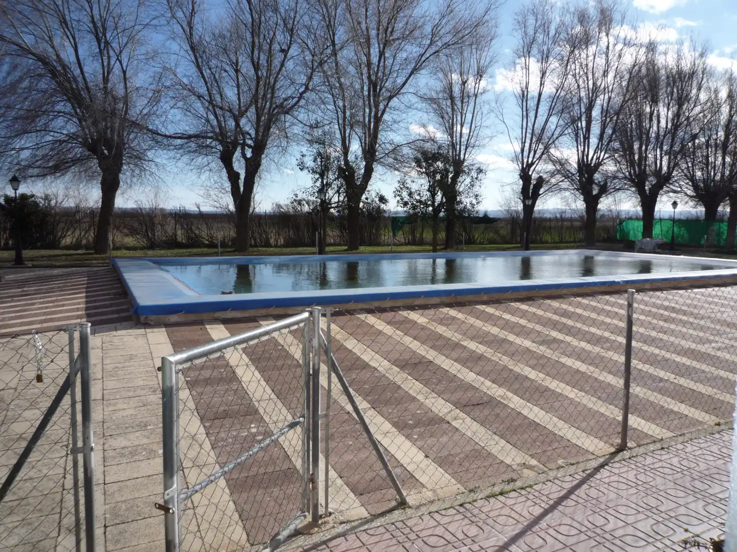 Piscina de Finca rústica en venta en Albacete con Jardín privado, Trastero y Piscina
