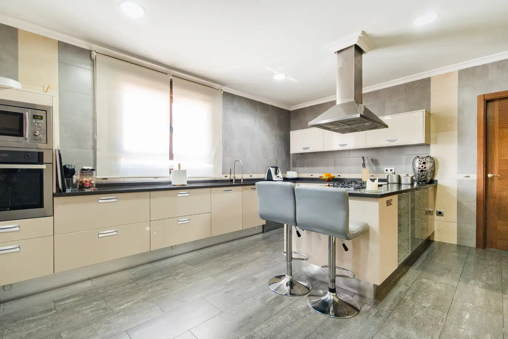 Kitchen of Houses for sale in Aranjuez  with Air Conditioner, Heating and Private garden