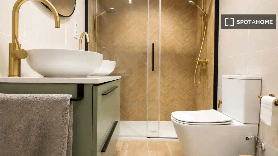 Baño de Piso de alquiler en Cullera con Aire acondicionado, Calefacción y Amueblado