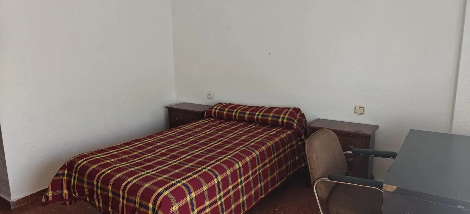 Schlafzimmer von Wohnung zur Miete in Granada