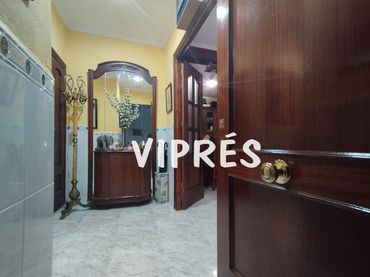 Casa amb balcó en venda a Centro