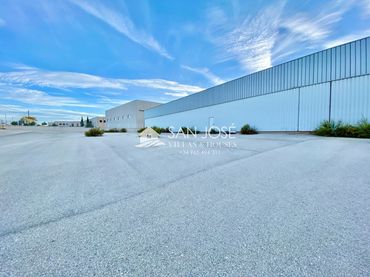 Nave industrial in vendita a Sax