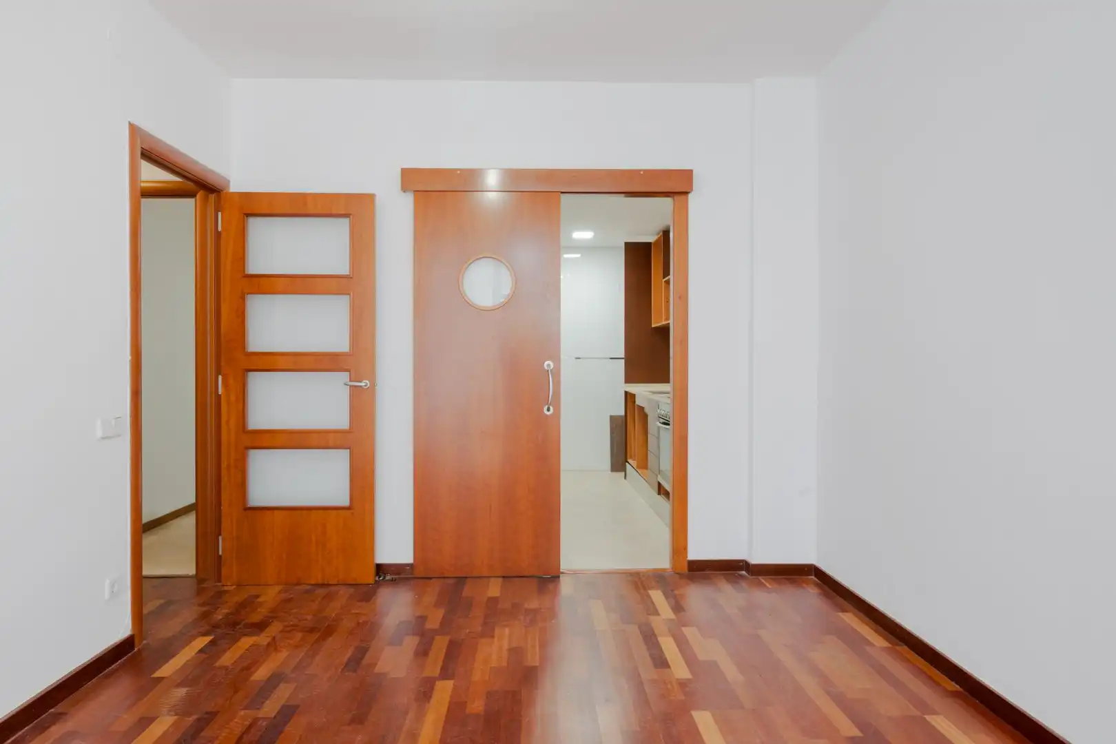Piso en venta en Esplugues de Llobregat con Balcón