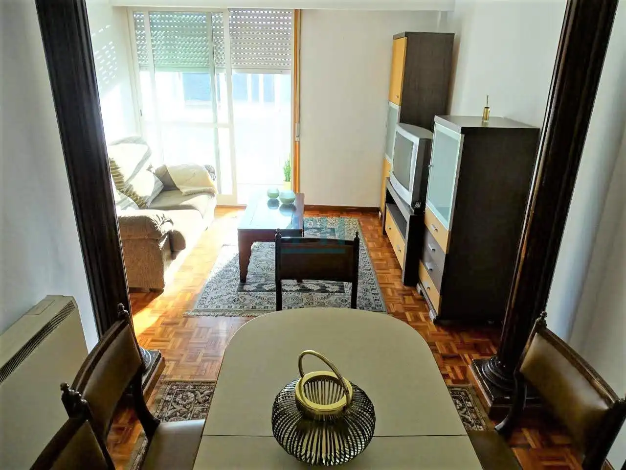 Sala d'estar de Apartament en venda en Ourense Capital  amb Calefacció, Parquet i Moblat
