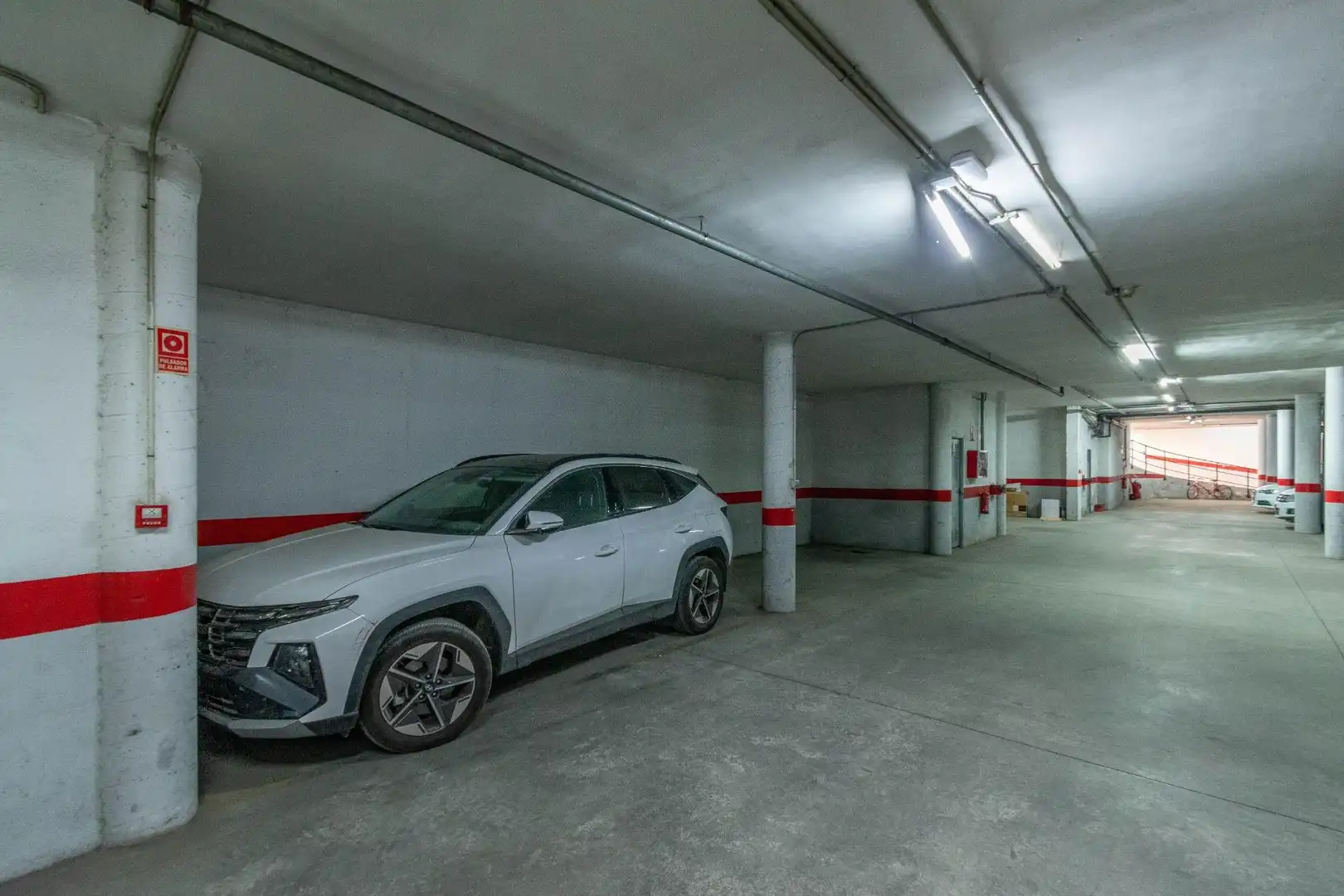 Parking de Piso en venta en Almería con Aire acondicionado y Terraza