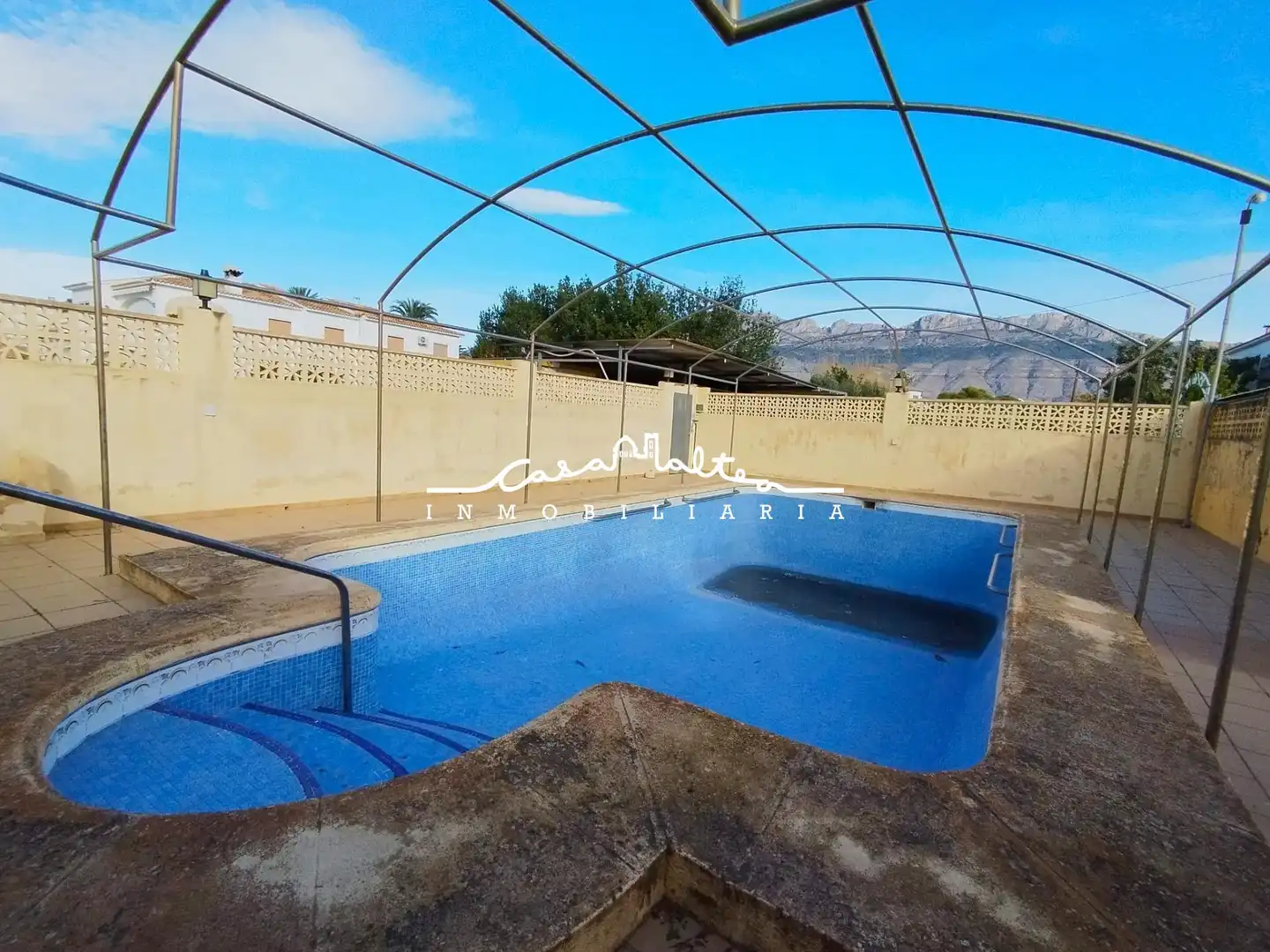 Piscina de Casa o xalet en venda en Ador amb Calefacció, Jardí privat i Terrassa