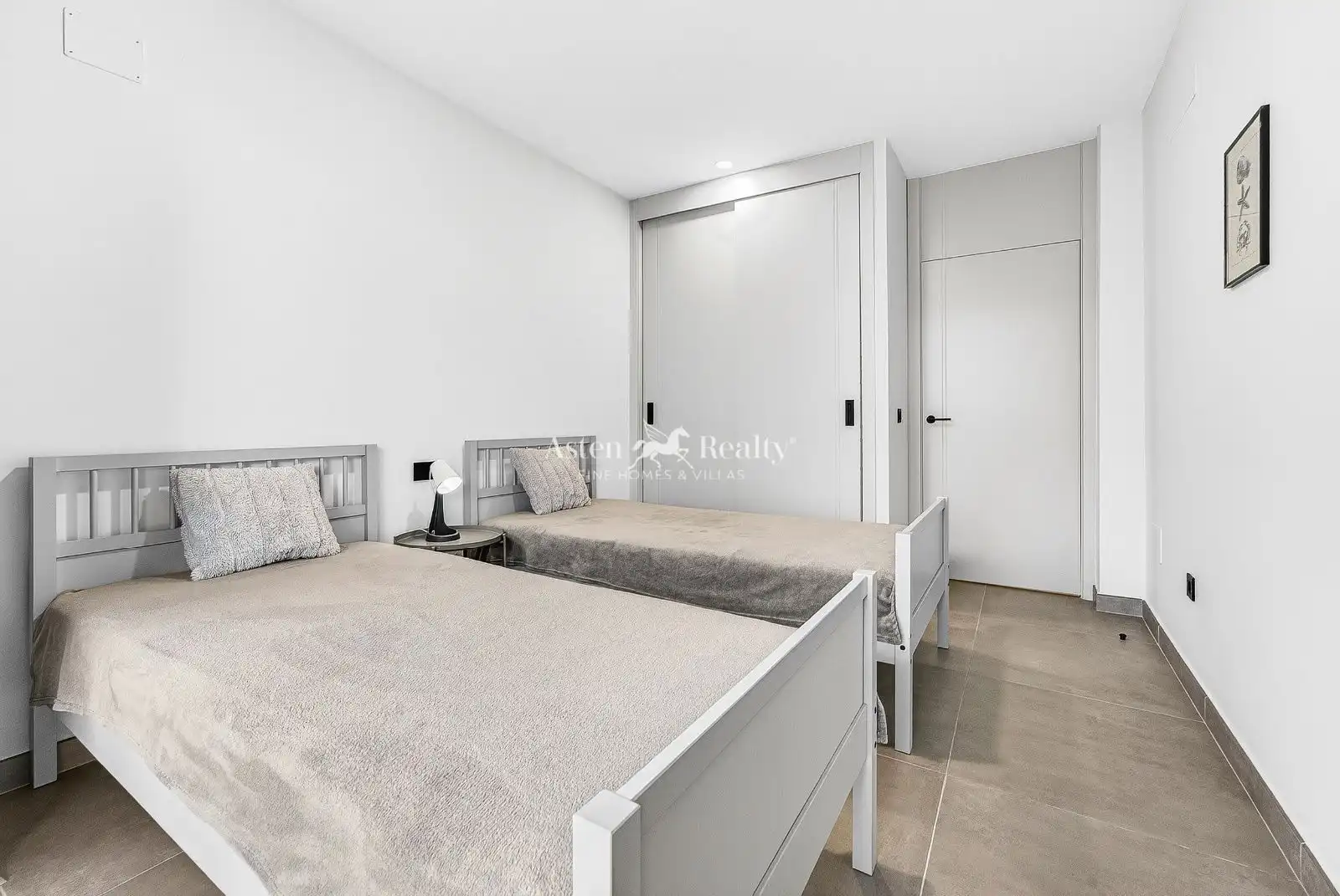 Dormitori de Apartament en venda en Adeje amb Aire condicionat, Terrassa i Traster