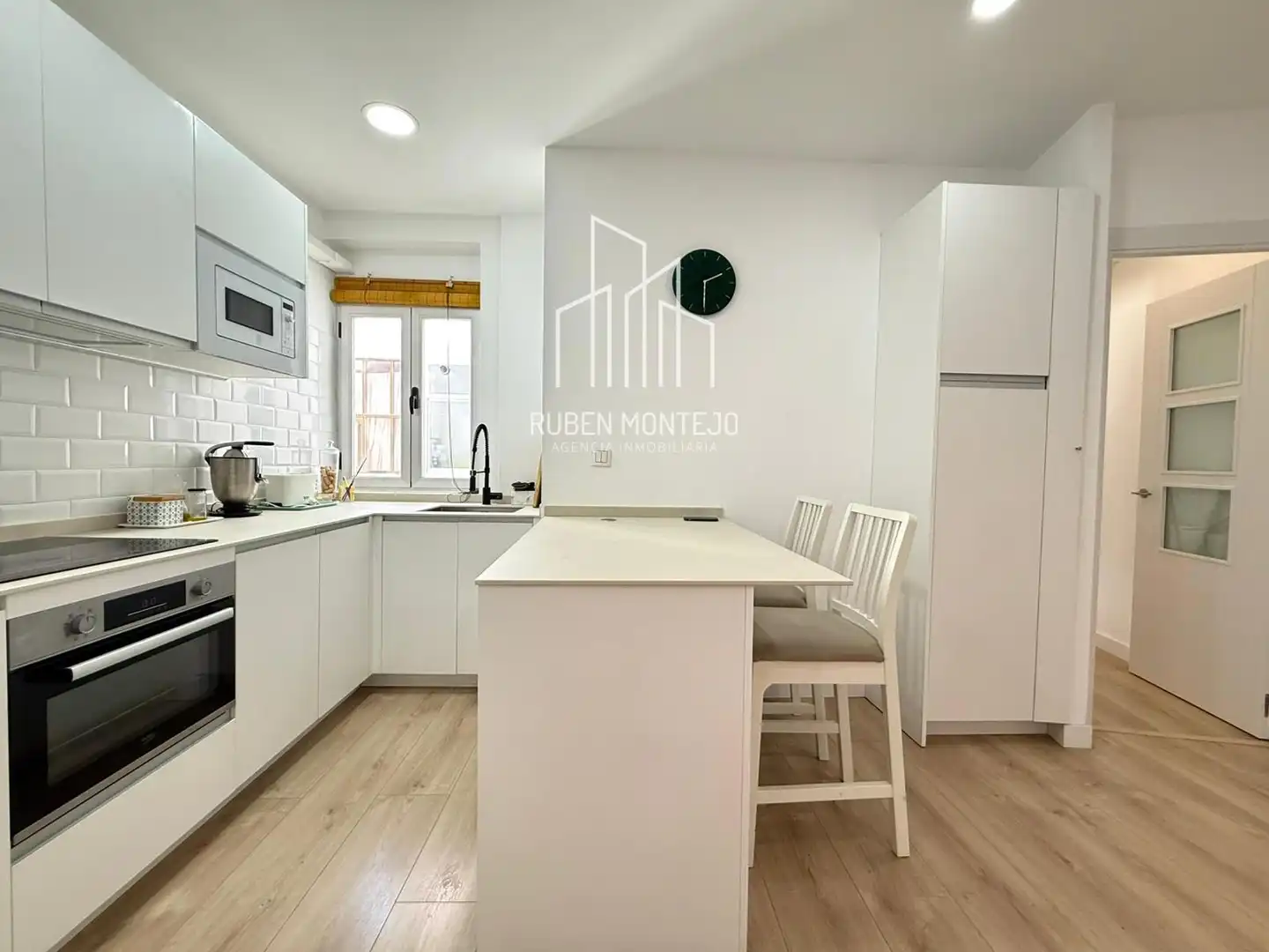 Kitchen of Flat for rent in Salamanca  with Heating, Terrace and Furnished