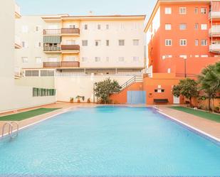 Piscina de Apartament per a compartir en Candelaria amb Terrassa