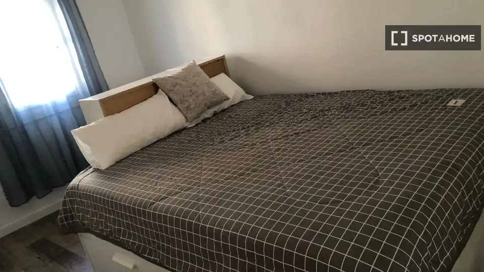 Piso con terraza en alquiler en Ciutat Vella, imagen 15